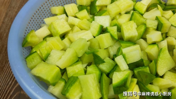 萝卜这样做实在太好吃了开胃下饭又解馋一次做5斤不够吃(图4)