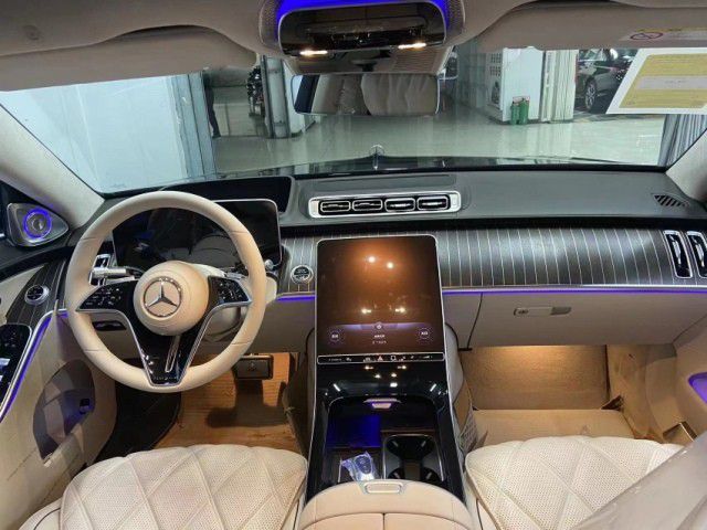 迈巴赫S680中规版现车 黑米黑棕均有(图5)