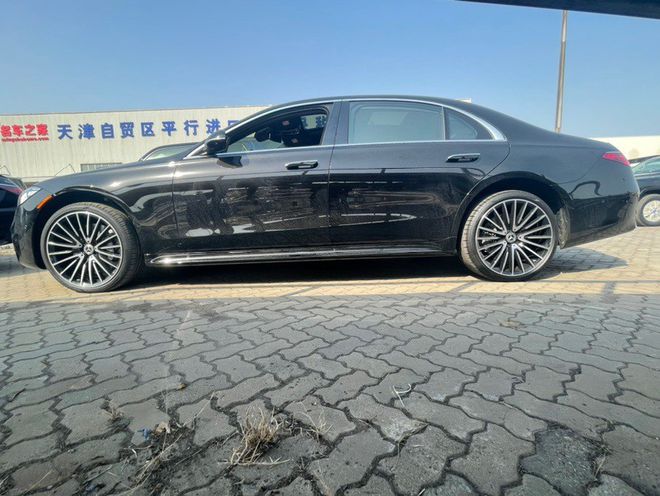 23款奔驰S580现车150起步好开不贵(图2)