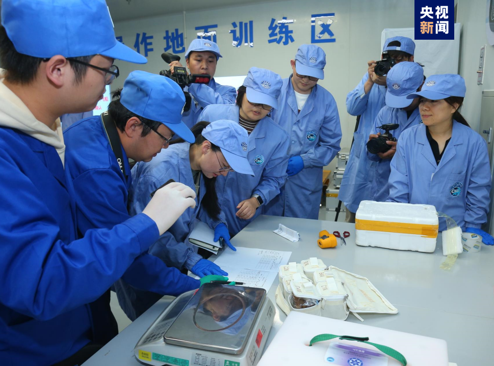 中国空间站第五批实验样品交付科学家(图1)