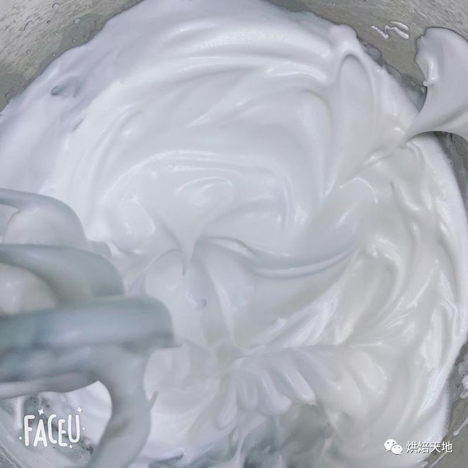 年货！零失败的牛轧糖做法软硬适中奶香味浓郁！熬糖版（4种口味）(图2)