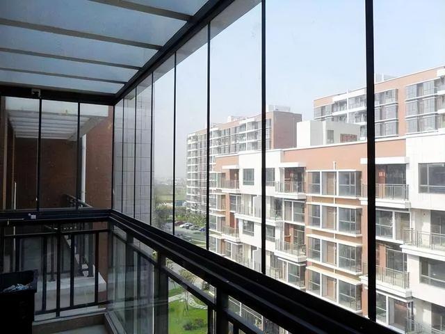 都是师傅负责选材料真空玻璃+断桥铝是最好？内行的支个招！(图1)