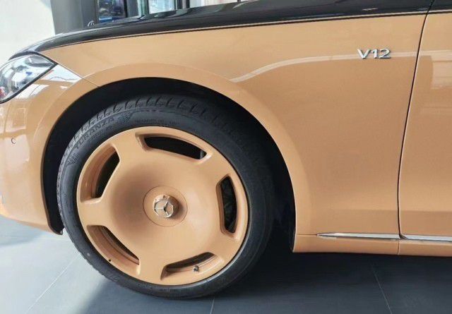 迈巴赫S680稀缺现车限量版(图1)