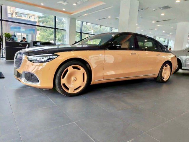 迈巴赫S680稀缺现车限量版(图2)