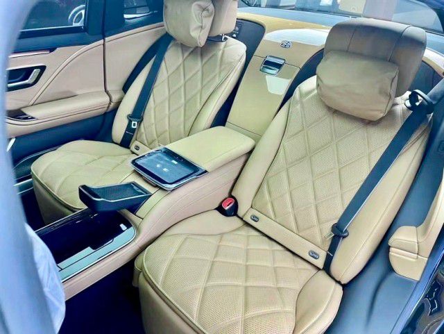 迈巴赫S680稀缺现车限量版(图6)