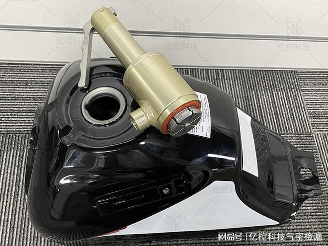 格雷希尔G80L-T系列快速连接器用于摩托车油箱通气测试的密封方案(图2)
