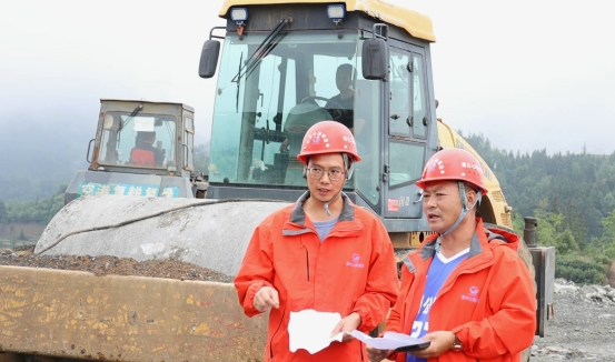 纳晴高速黔西南段土建部分建设接近尾声(图9)
