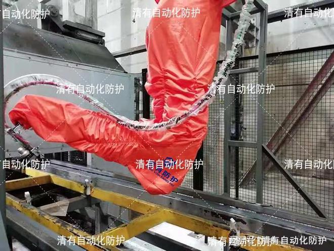 涂胶工业机器人防护服(图2)